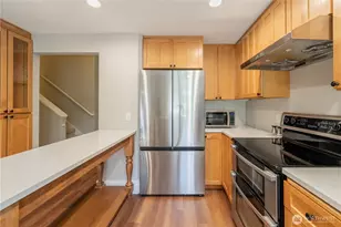 8005 NE 120th St, Kirkland, WA 98034 - Photo 12