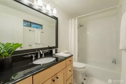 8005 NE 120th Street, Kirkland, WA 98034 - Photo 20