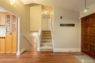 8005 NE 120th St, Kirkland, WA 98034 - Photo 16