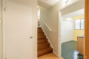 8005 NE 120th St, Kirkland, WA 98034 - Photo 26