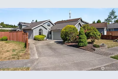 7612 Colony Court NE, Bremerton, WA 98311 - Photo 2