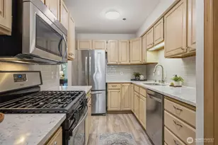 705 N State St, Bellingham, WA 98225 - Photo 16