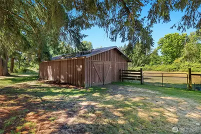 18121 Mi Lane SW, Rochester, WA 98579 - Photo 10