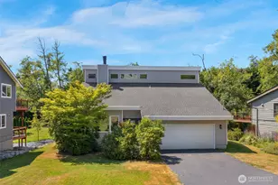 10128 63rd Pl W, Mukilteo, WA 98275 - Photo 1