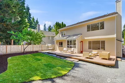 25723 SE 40th Street, Sammamish, WA 98029 - Photo 2