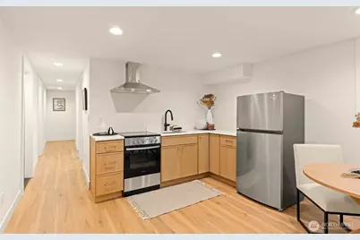1128 N 77th Street, Seattle, WA 98103 - Photo 24