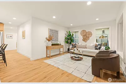 1128 N 77th Street, Seattle, WA 98103 - Photo 10