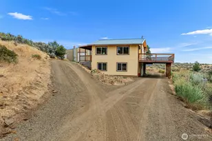 612 Rd S SW, East Wenatchee, WA 98802 - Photo 2