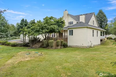 802 NW 297th Circle, Ridgefield, WA 98642 - Photo 4