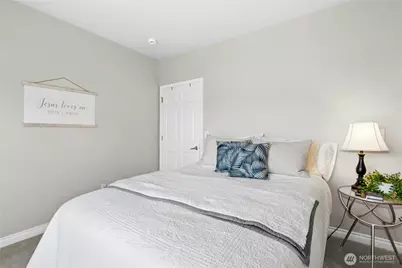 2370 SW Winchester Street, Oak Harbor, WA 98277 - Photo 14