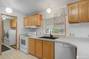2240 W Broadway Ave, Moses Lake, WA 98837 - Photo 16