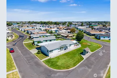 2240 W Broadway Avenue #251, Moses Lake, WA 98837 - Photo 4