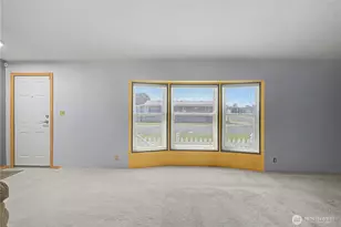 2240 W Broadway Ave, Moses Lake, WA 98837 - Photo 10