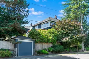 2034 Federal Ave E, Seattle, WA 98102 - Photo 34
