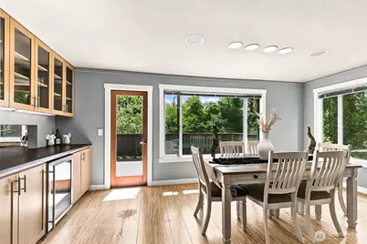 9375 NE Eric Avenue, Bainbridge Island, WA 98110 - Photo 12