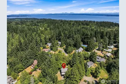 9375 NE Eric Avenue, Bainbridge Island, WA 98110 - Photo 36
