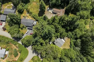 9375 NE Eric Ave, Bainbridge Island, WA 98110 - Photo 34