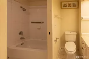 3921 108th Ave NE, Bellevue, WA 98004 - Photo 18