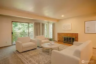 3921 108th Ave NE, Bellevue, WA 98004 - Photo 4