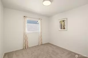 10816 10th Dr SE, Everett, WA 98208 - Photo 16