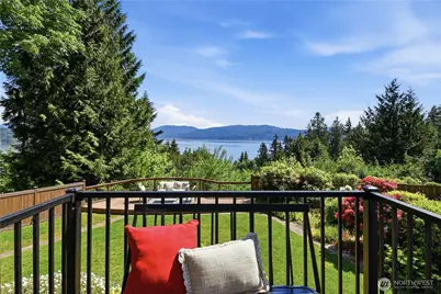 639 W Lake Sammamish Parkway NE, Bellevue, WA 98008 - Photo 14