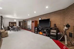 16058 36th Ave NE, Lake Forest Park, WA 98155 - Photo 10
