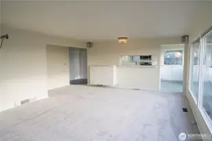 909 95th Ave NE, Bellevue, WA 98004 - Photo 4