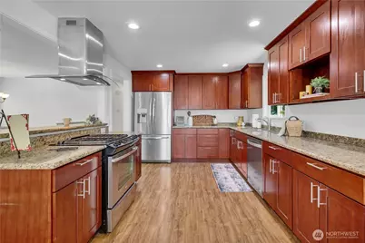 18415 9th Street E, Lake Tapps, WA 98391 - Photo 10