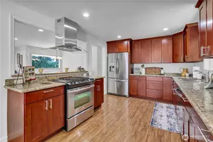 18415 9th St E, Lake Tapps, WA 98391 - Photo 12