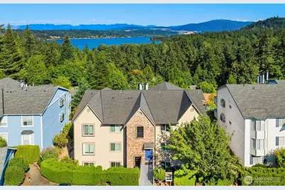 3410 161st Court E #32, Bellevue, WA 98008 - Photo 1