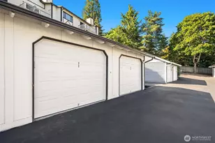 3410 161st Ct E, Bellevue, WA 98008 - Photo 32