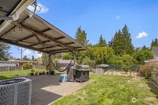 2406 NE 24th St, Renton, WA 98056 - Photo 22