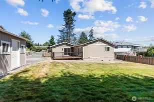 1063 Cascade Ln, Camano Island, WA 98282 - Photo 26