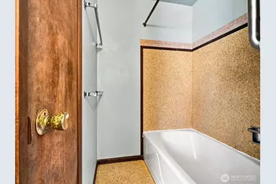 13463 Macadam Road S, Tukwila, WA 98168 - Photo 14