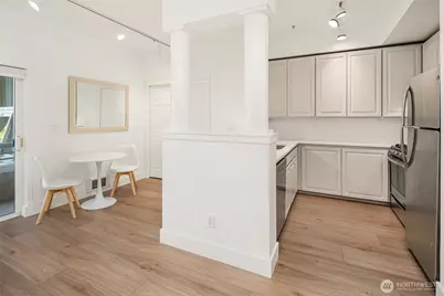 10042 Main Street #206, Bellevue, WA 98004 - Photo 10