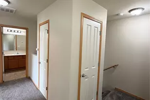 2045 Bobs Hollow Ln, DuPont, WA 98327 - Photo 16