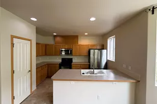 2045 Bobs Hollow Ln, DuPont, WA 98327 - Photo 6