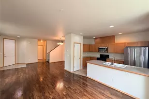 2045 Bobs Hollow Ln, DuPont, WA 98327 - Photo 4