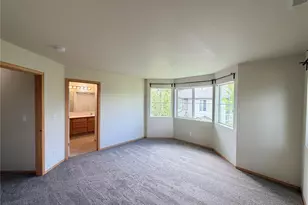 2045 Bobs Hollow Ln, DuPont, WA 98327 - Photo 10
