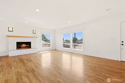 1308 16th Street, Anacortes, WA 98221 - Photo 2