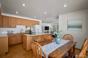 8721 128th Ave NE, Kirkland, WA 98033 - Photo 6