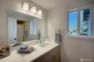 6349 114th Ave SE, Bellevue, WA 98006 - Photo 22