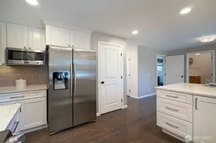 6349 114th Ave SE, Bellevue, WA 98006 - Photo 10