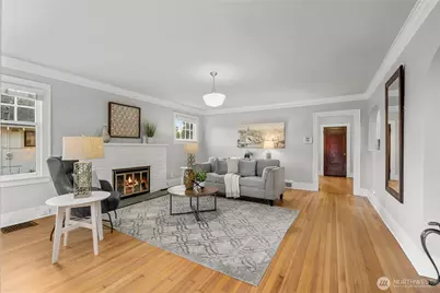 1210 N 2nd Street, Renton, WA 98057 - Photo 4