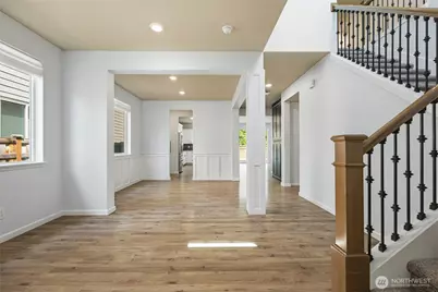 17613 131st Street E, Bonney Lake, WA 98391 - Photo 4