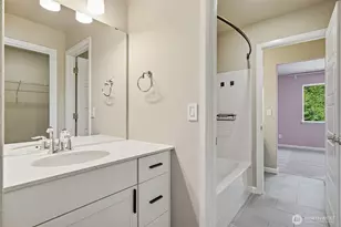 17613 131st St E, Bonney Lake, WA 98391 - Photo 32