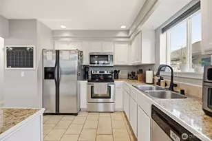 303 E Highland Dr, Arlington, WA 98223 - Photo 14