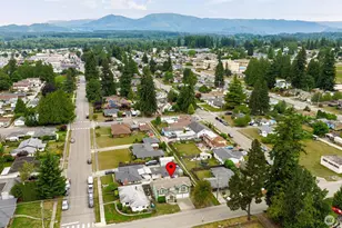 303 E Highland Dr, Arlington, WA 98223 - Photo 34