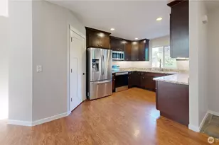 8836 E B St, Tacoma, WA 98445 - Photo 14