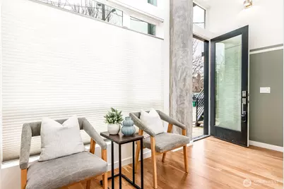 6307 34 Avenue SW, Seattle, WA 98126 - Photo 2